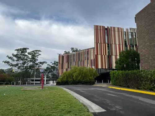 Macquarie University